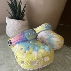 tie dye crocs